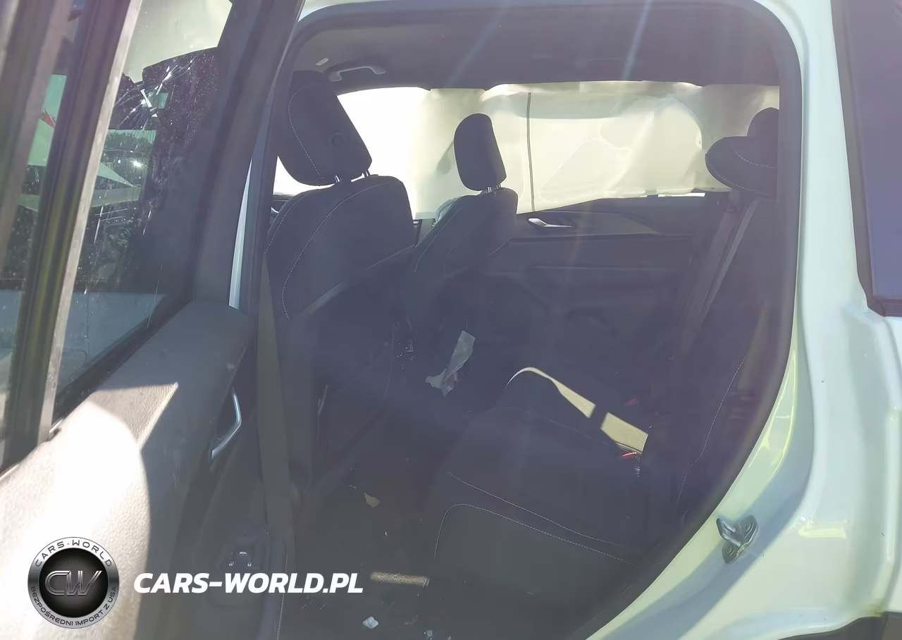 2025 Jeep Grand Cherokee Laredo 4X4 VIN:1C4RJHAG0S8738948 - 8