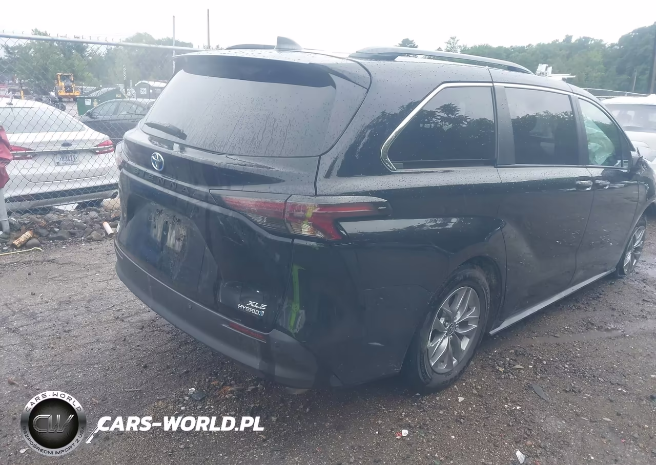 2024 Toyota Sienna Xle VIN:5TDJSKFC3RS112426 - 4
