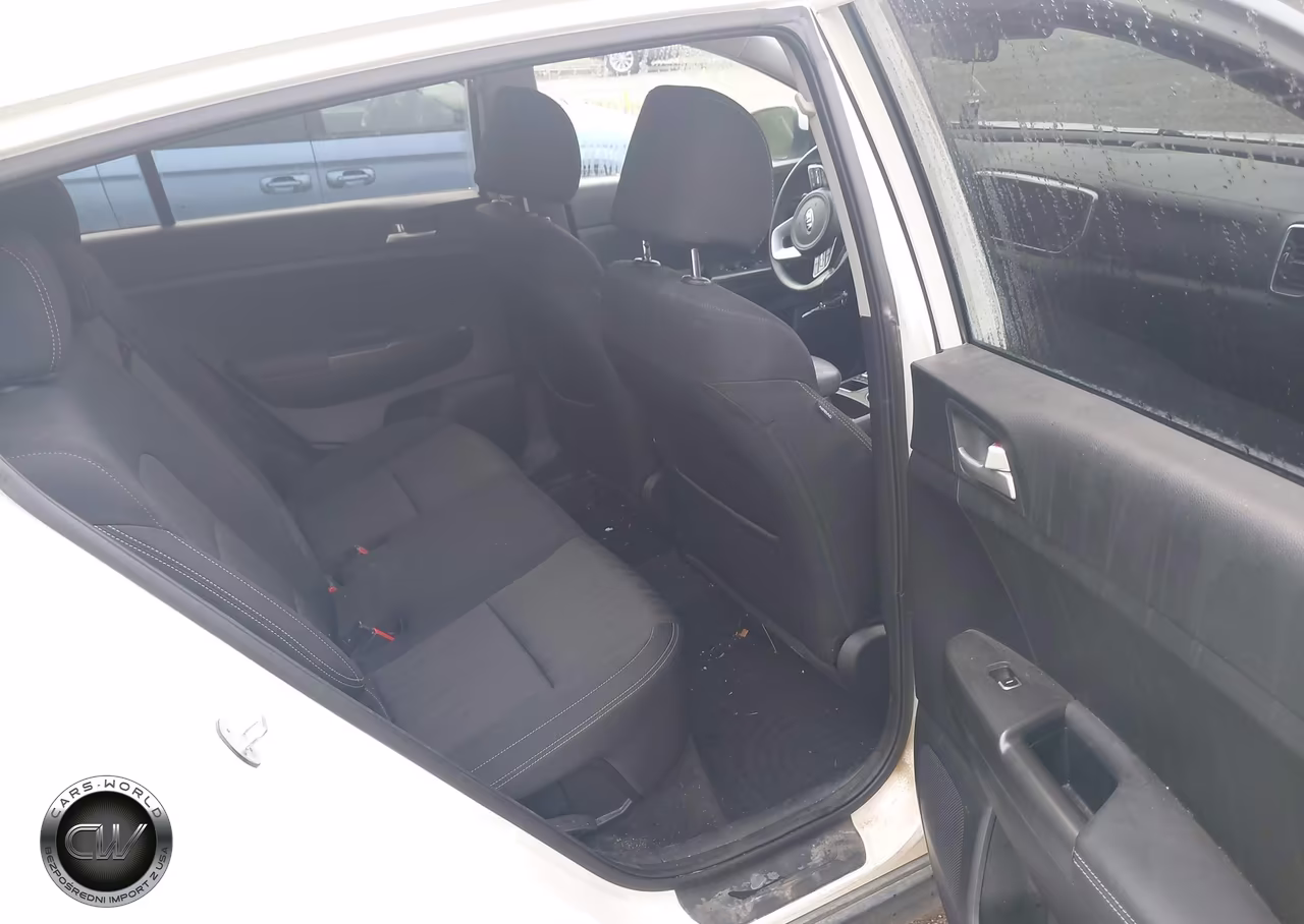 2020 Kia Sportage Lx VIN:KNDPMCAC9L7667867 - 8