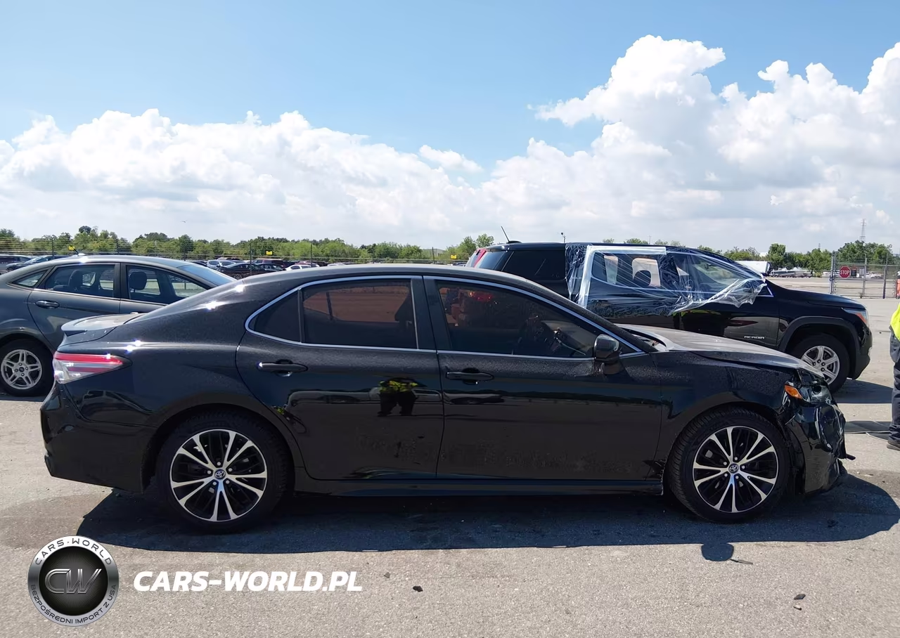 2018 Toyota Camry Se VIN:4T1B11HK6JU613036 - 13