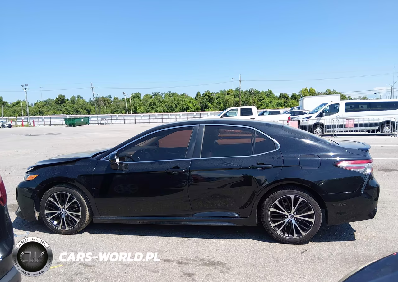 2018 Toyota Camry Se VIN:4T1B11HK6JU613036 - 14