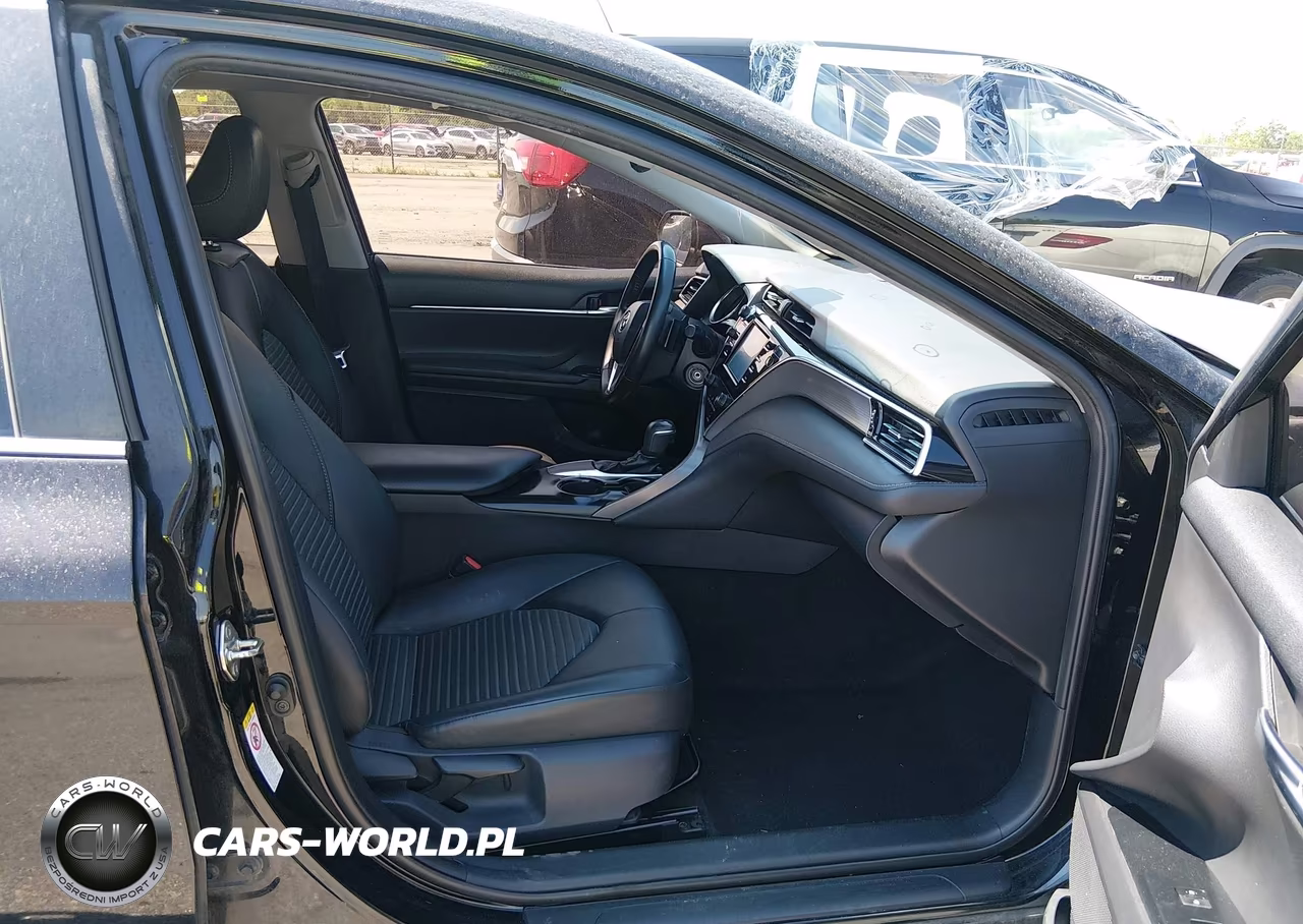 2018 Toyota Camry Se VIN:4T1B11HK6JU613036 - 5