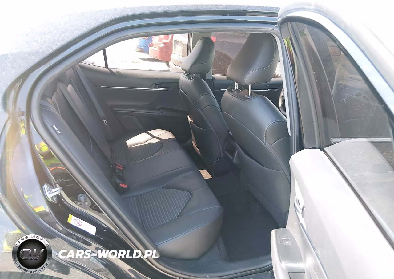 2018 Toyota Camry Se VIN:4T1B11HK6JU613036 - 8