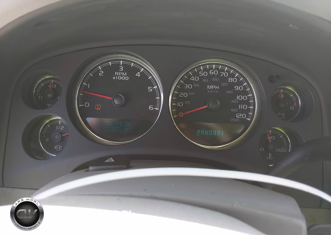 2007 Chevrolet Suburban Ltz VIN:1GNFC16J97R172810 - 7