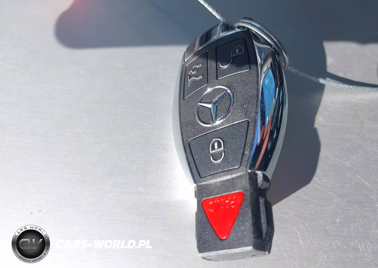 2010 Mercedes-Benz E 350 VIN:WDDHF5GB8AA051897 - 11