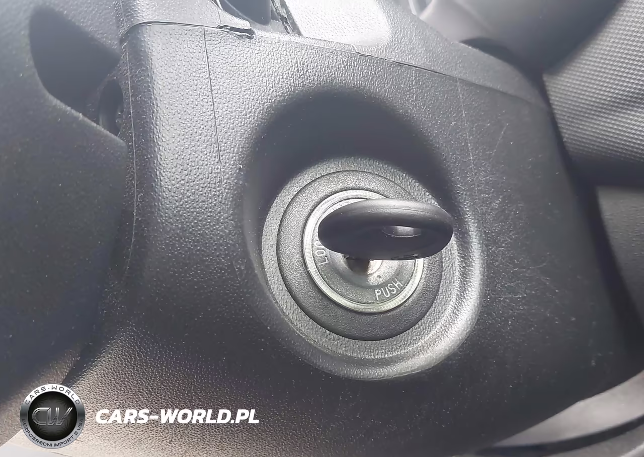 2010 Hyundai Elantra Touring Gls VIN:KMHDC8AE2AU069005 - 11