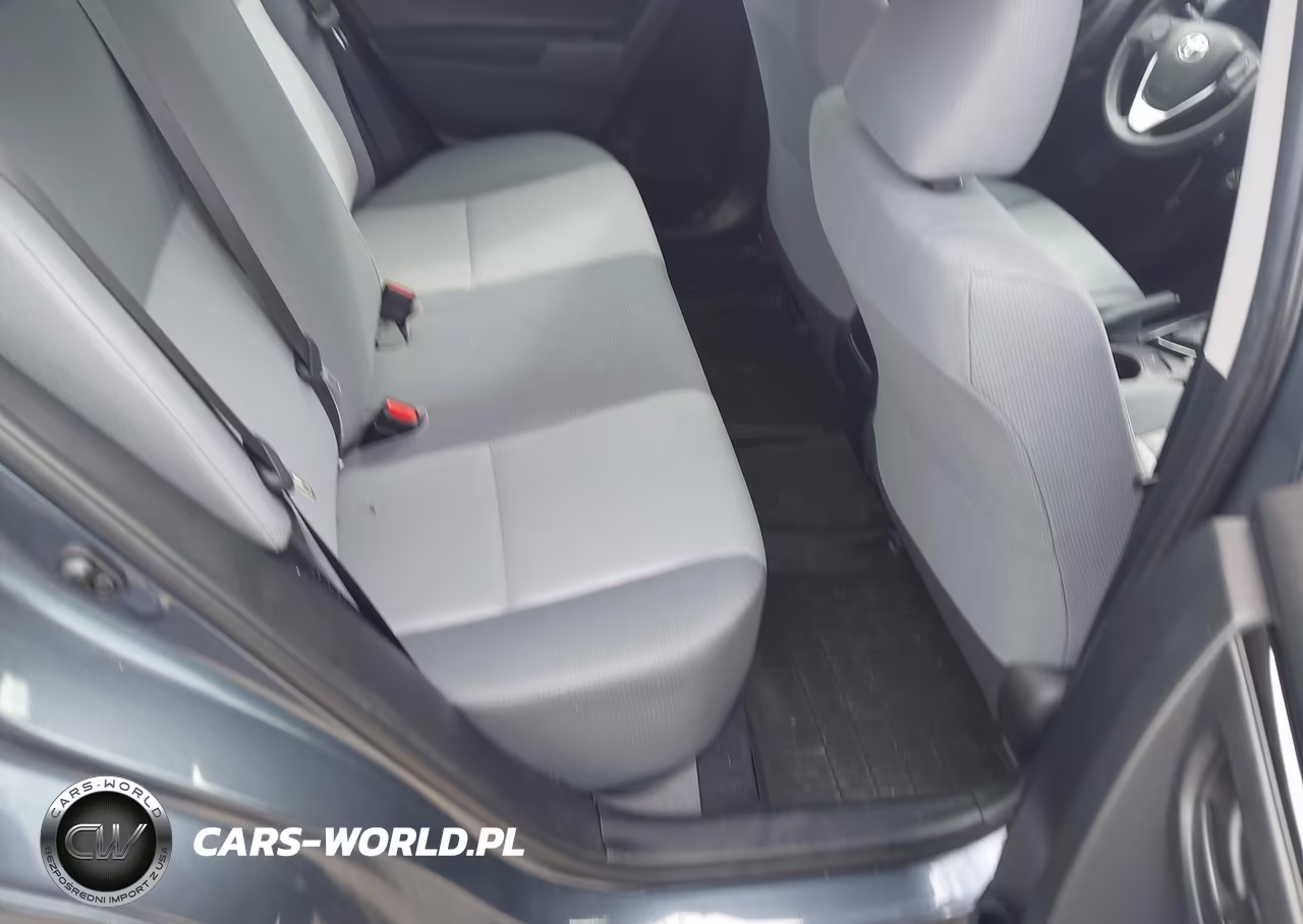 2018 Toyota Corolla L VIN:2T1BURHEXJC075166 - 8