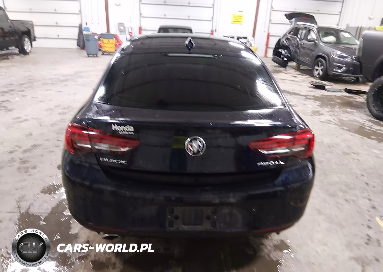 2018 Buick Regal Sportback Preferred VIN:W04GL6SX1J1114226 - 16