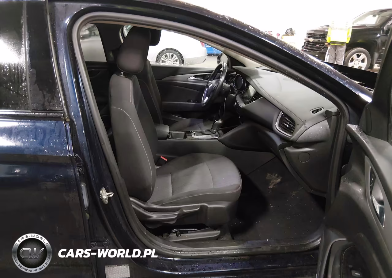 2018 Buick Regal Sportback Preferred VIN:W04GL6SX1J1114226 - 5