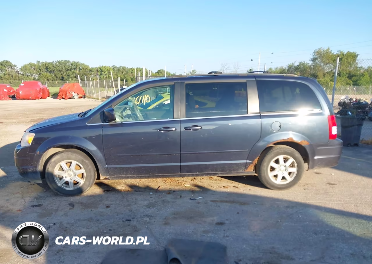 2008 Chrysler Town & Country Touring VIN:2A8HR54P98R676115 - 13