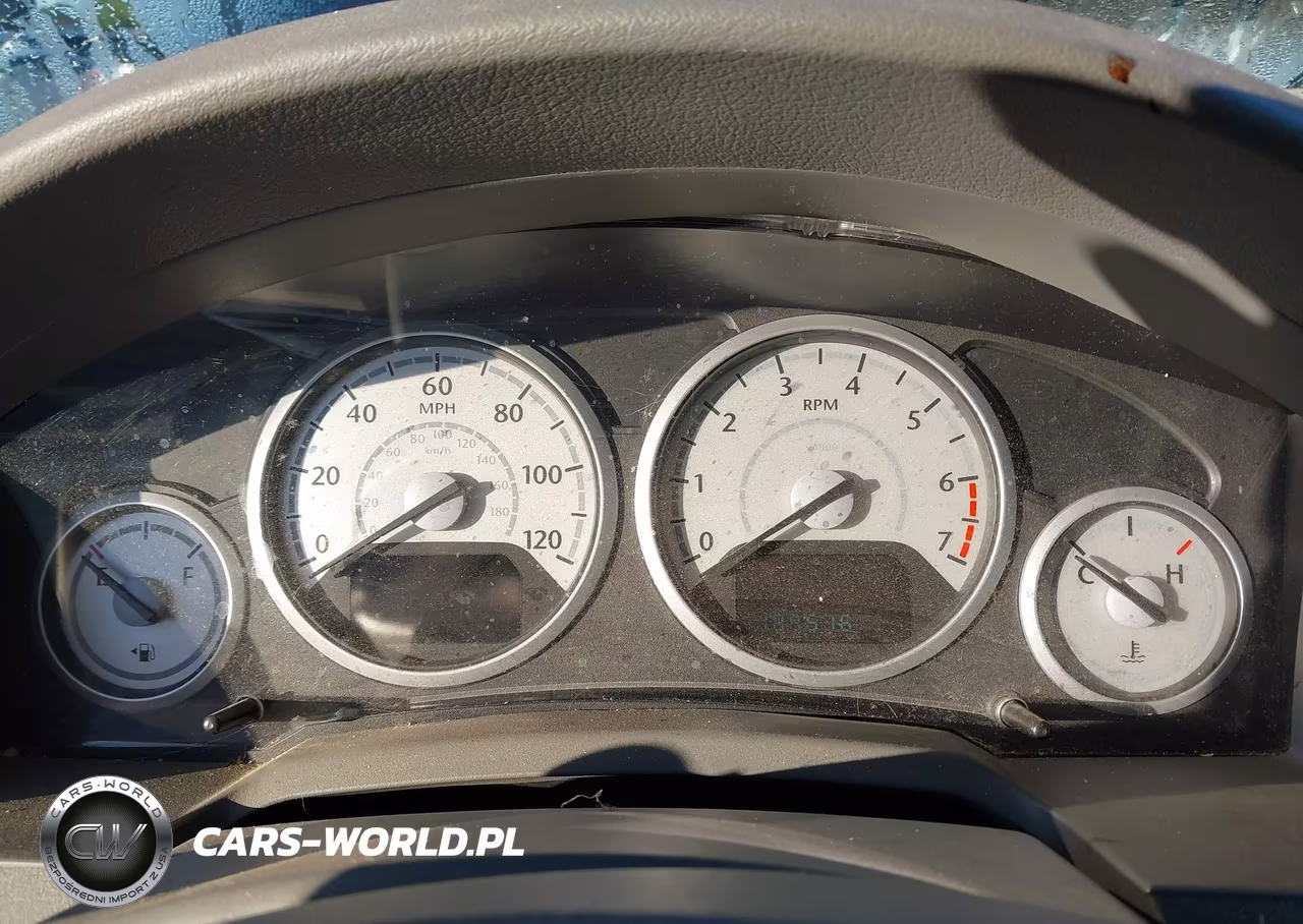 2008 Chrysler Town & Country Touring VIN:2A8HR54P98R676115 - 7