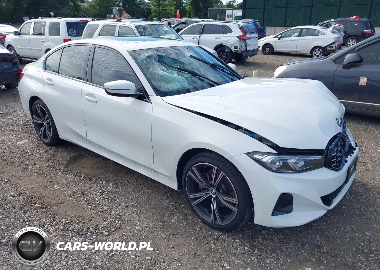 2023 BMW 330I xDrive – zdjęcie 1 z 17