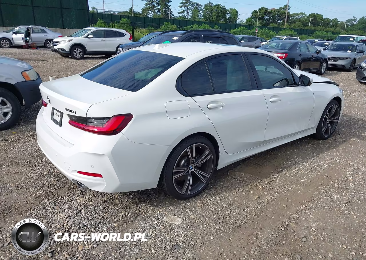 2023 BMW 330I xDrive VIN:3MW89FF08P8D12728 - 4