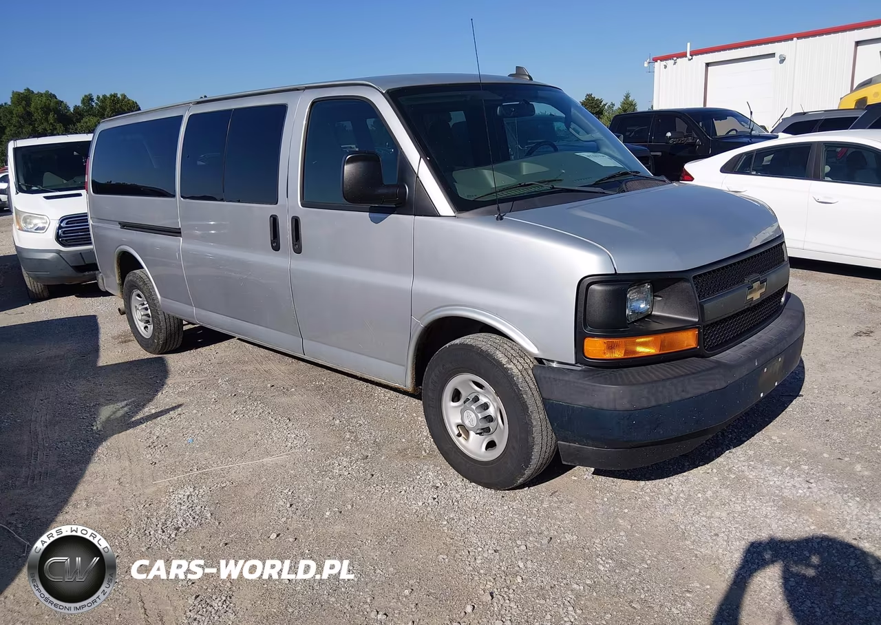 2017 Chevrolet Express 3500 Ls