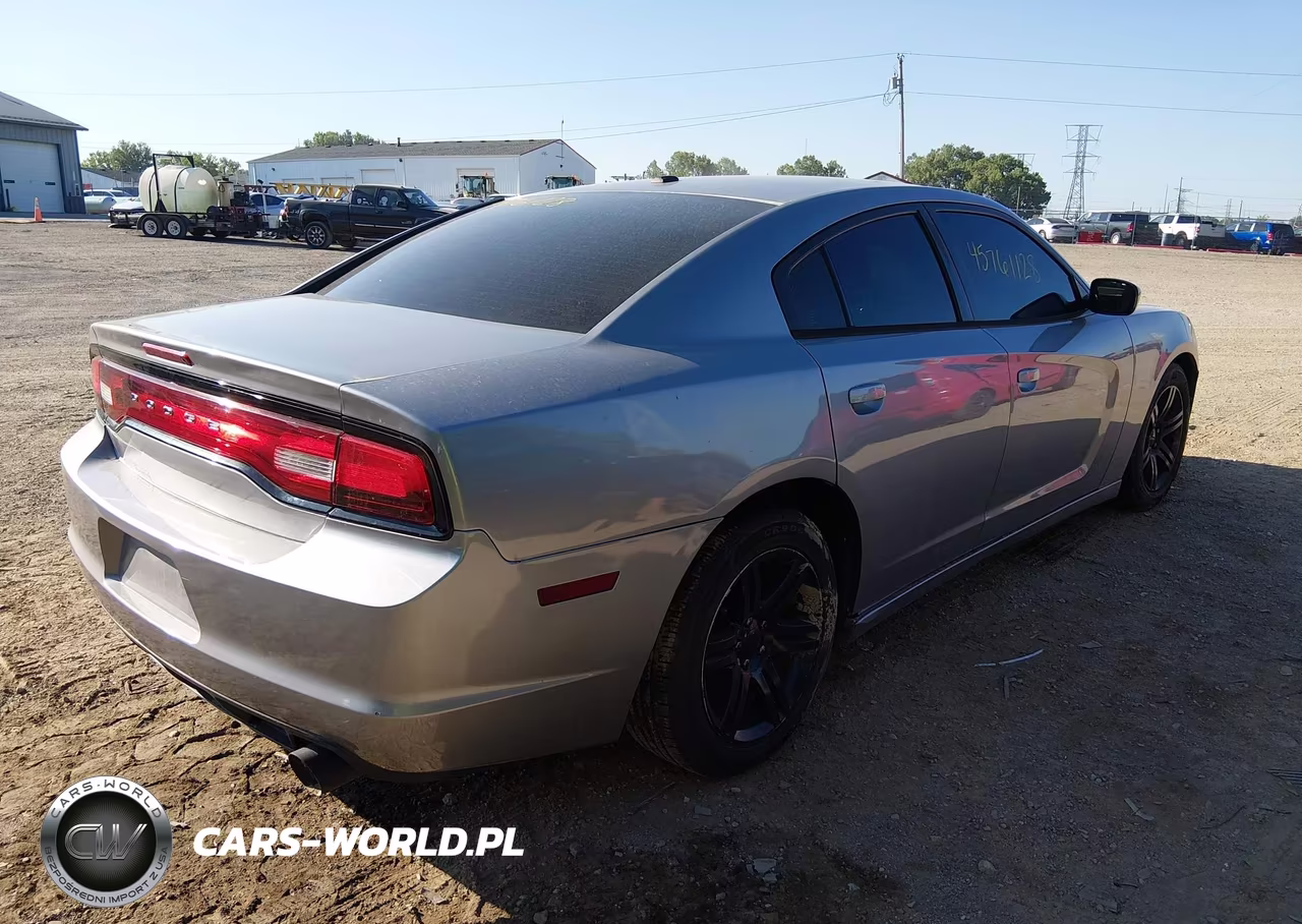 2014 Dodge Charger Sxt VIN:2C3CDXHG4EH115963 - 4