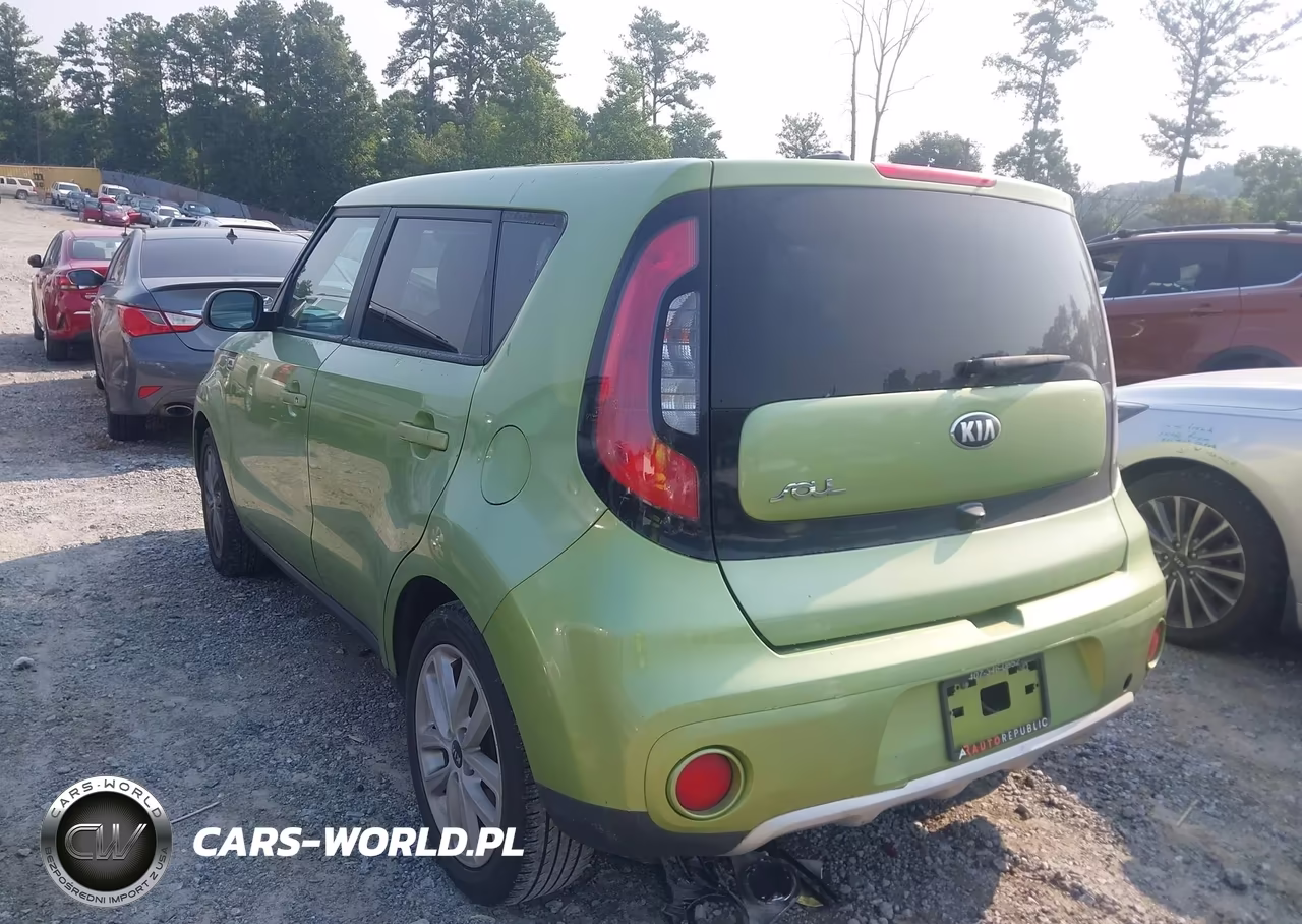 2017 Kia Soul + VIN:KNDJP3A51H7876798 - 3