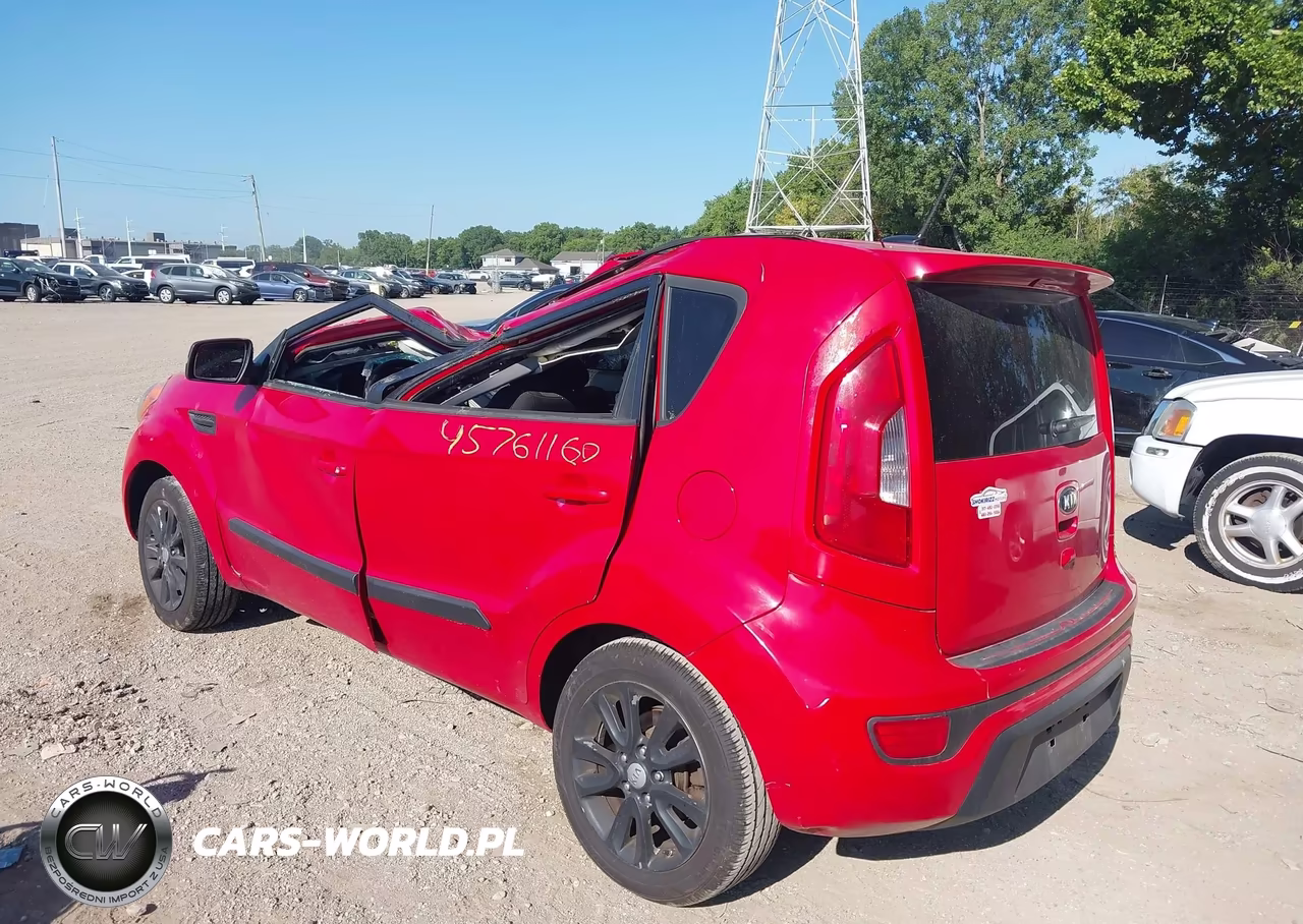 2013 Kia Soul + VIN:KNDJT2A68D7561182 - 3