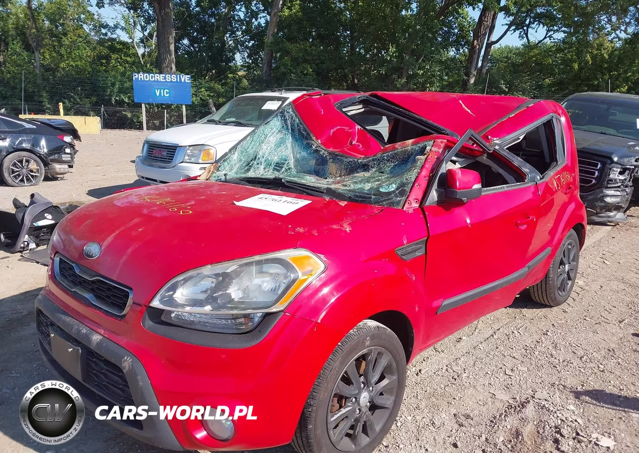 2013 Kia Soul + VIN:KNDJT2A68D7561182 - 6