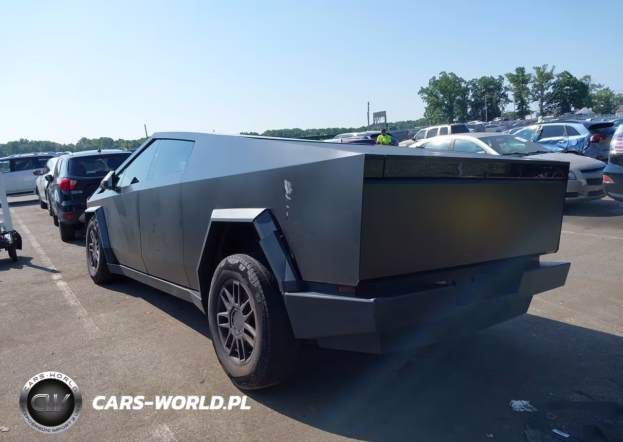 2025 Tesla Cybertruck All-Wheel Drive VIN:7G2CEHED3SA063679 - 3