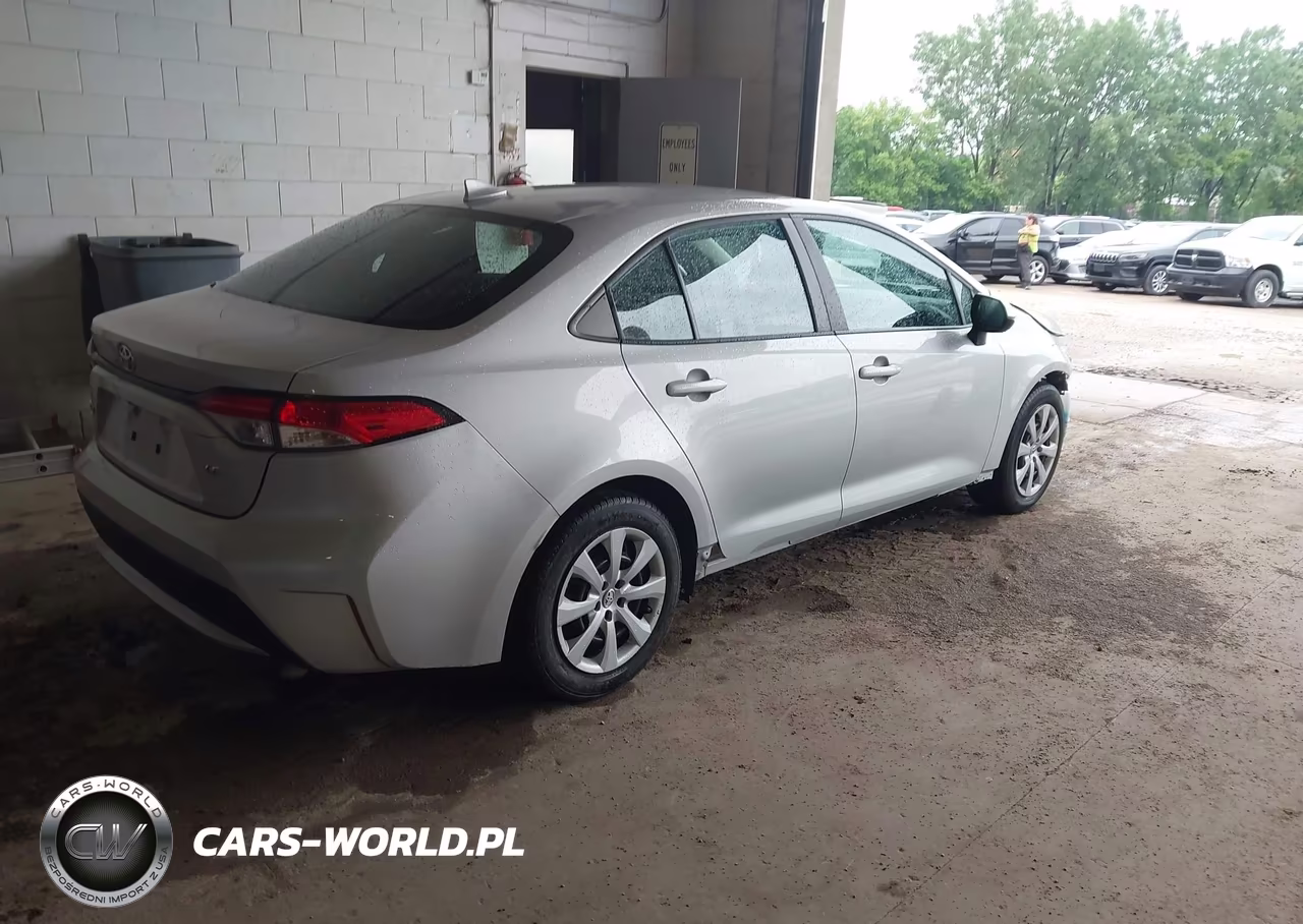 2021 Toyota Corolla Le VIN:5YFEPMAE4MP243342 - 4