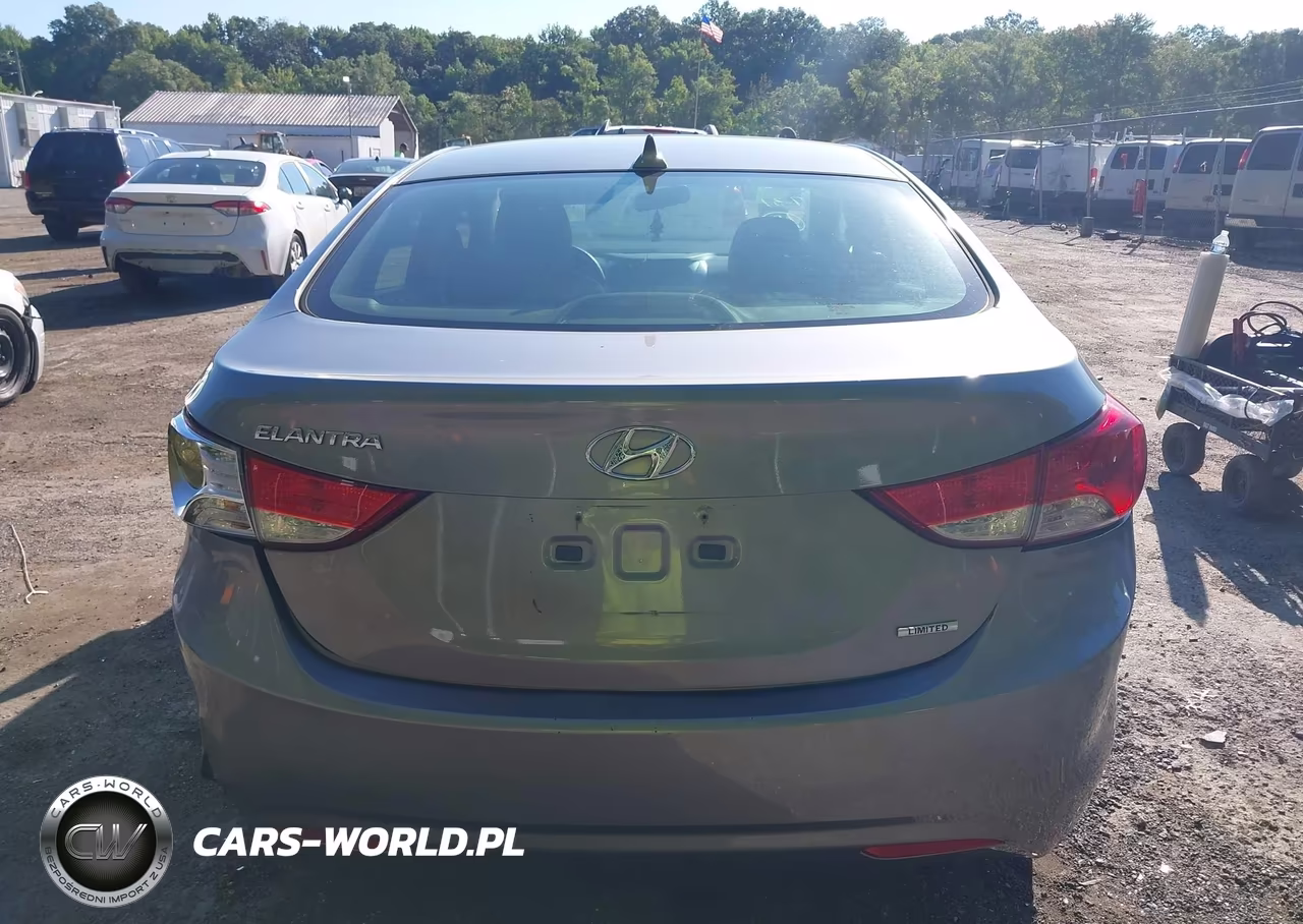 2011 Hyundai Elantra Limited (Ulsan Plant) VIN:KMHDH4AE5BU088224 - 16
