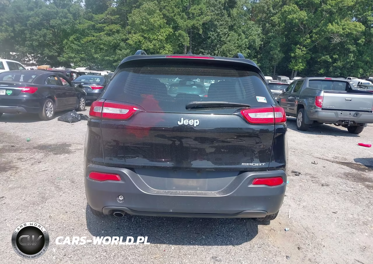 2015 Jeep Cherokee Sport VIN:1C4PJLAB1FW596965 - 16