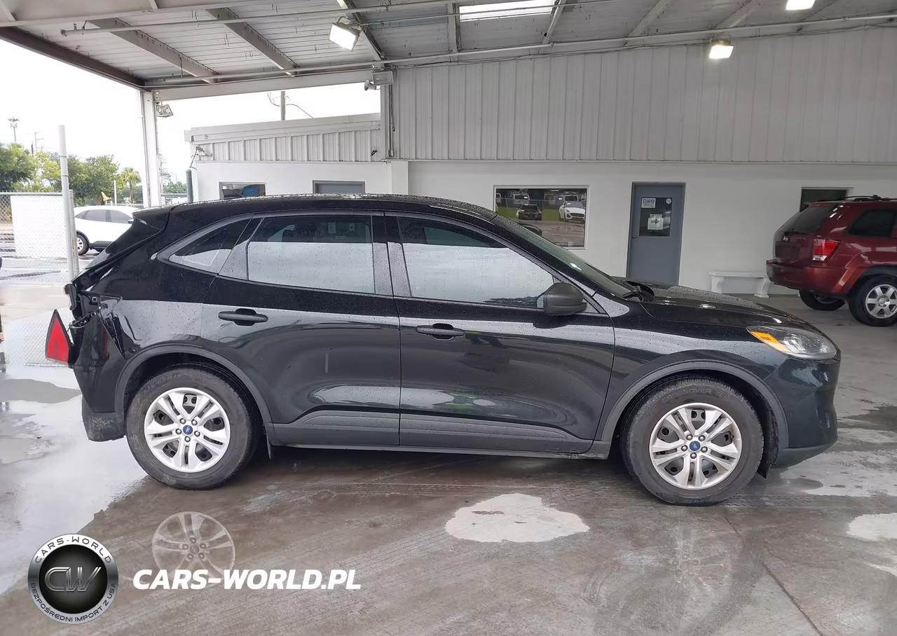 2022 Ford Escape S VIN:1FMCU0F61NUB51096 - 13