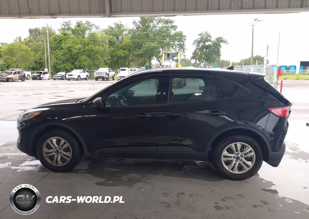2022 Ford Escape S VIN:1FMCU0F61NUB51096 - 14