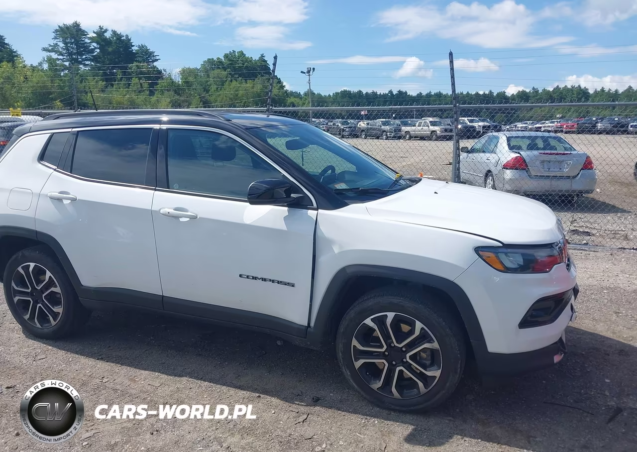 2023 Jeep Compass Limited 4X4 VIN:3C4NJDCNXPT568142 - 13