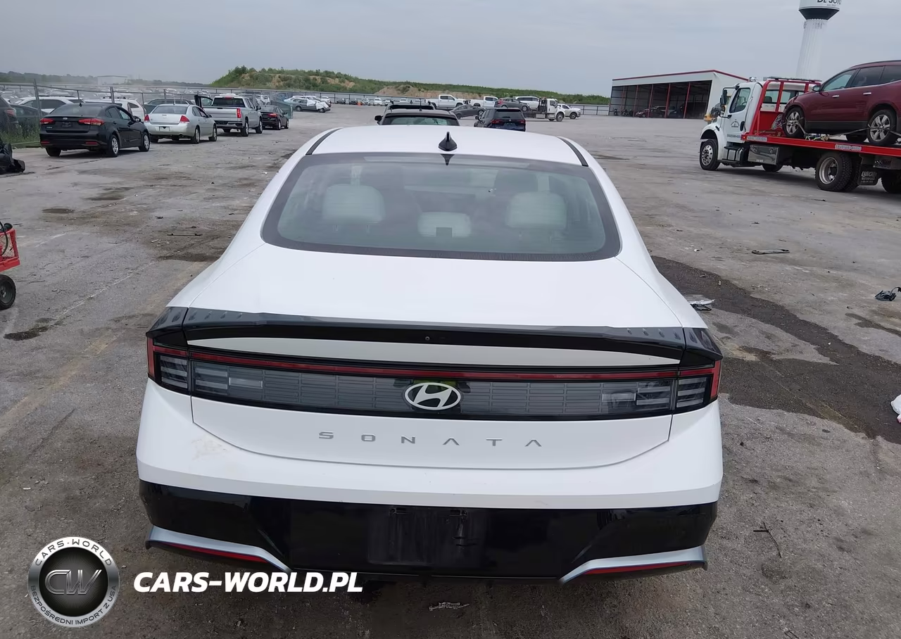 2025 Hyundai Sonata Sel VIN:KMHL64JA6SA447421 - 16