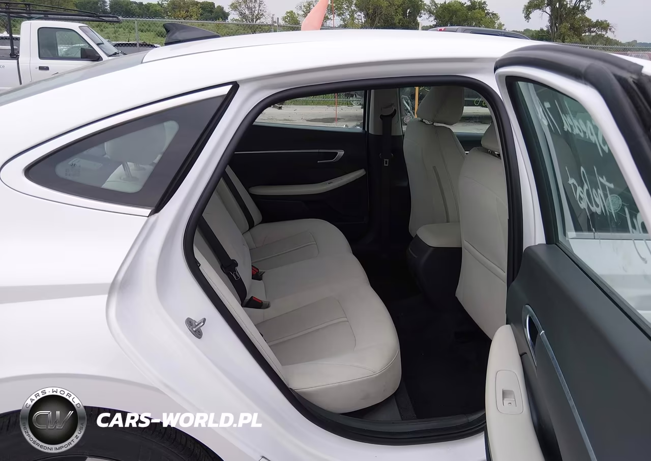 2025 Hyundai Sonata Sel VIN:KMHL64JA6SA447421 - 8