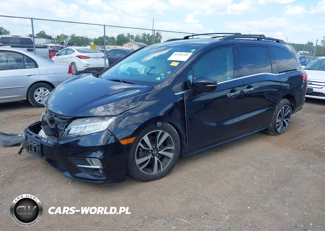 2018 Honda Odyssey Elite VIN:5FNRL6H90JB063946 - 2