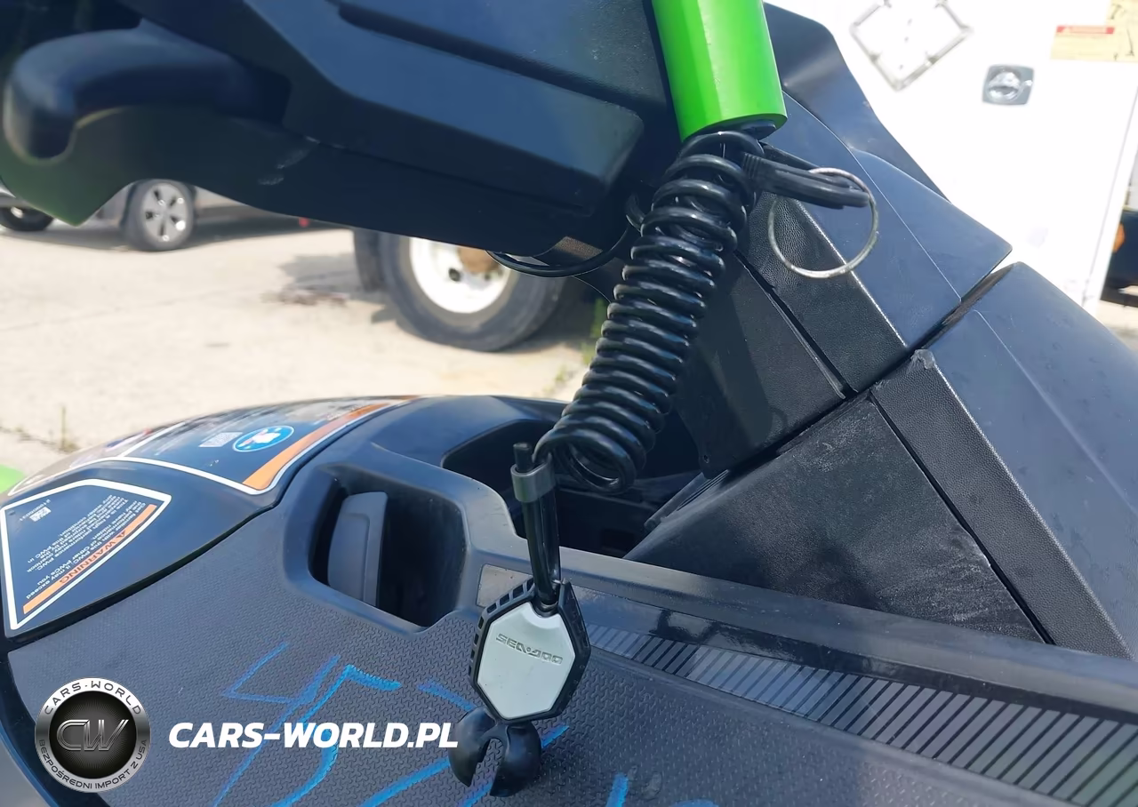 2020 Sea Doo Rxt-300 VIN:000000YDV23211920 - 11