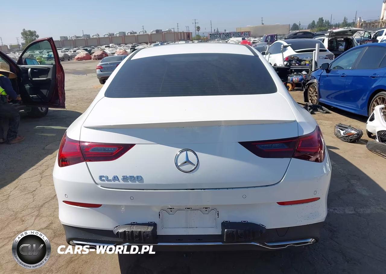 2025 Mercedes-Benz Cla 250 Coupe VIN:W1K5J4GB0SN553132 - 17