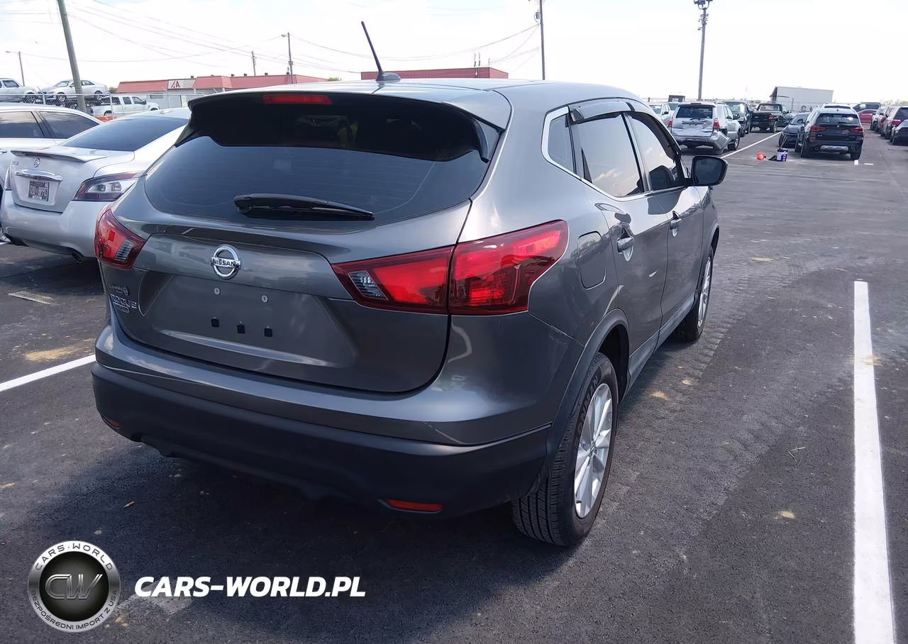 2017 Nissan Rogue Sport S VIN:JN1BJ1CP8HW003776 - 4