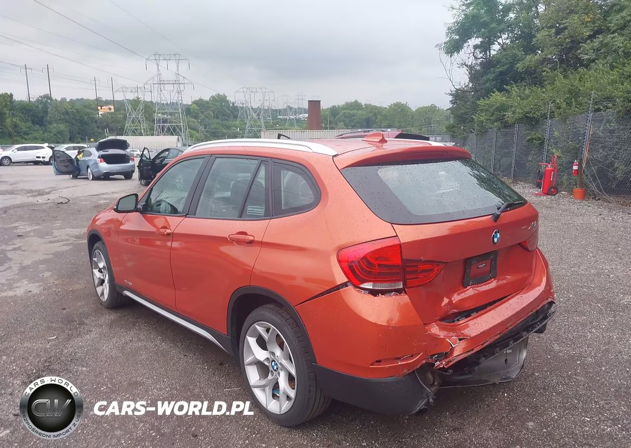 2015 BMW X1 xDrive28I VIN:WBAVL1C5XFVY31492 - 3