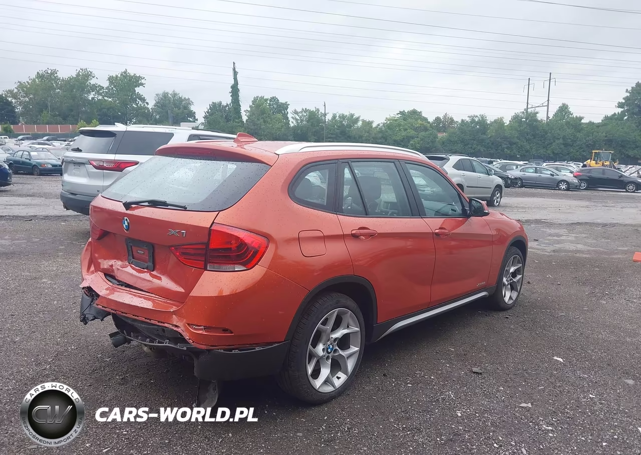 2015 BMW X1 xDrive28I VIN:WBAVL1C5XFVY31492 - 4