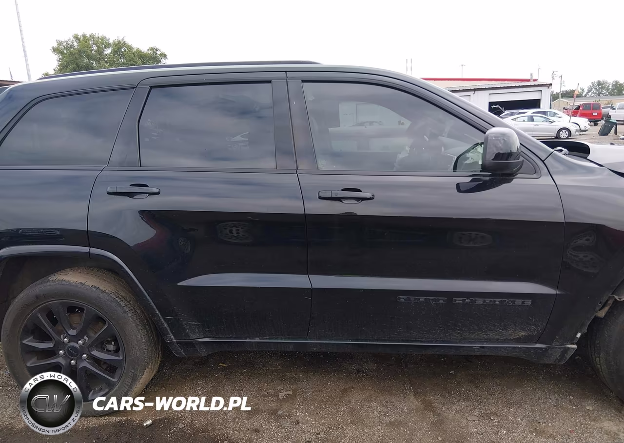 2018 Jeep Grand Cherokee Altitude 4X2 VIN:1C4RJEAG4JC338949 - 14