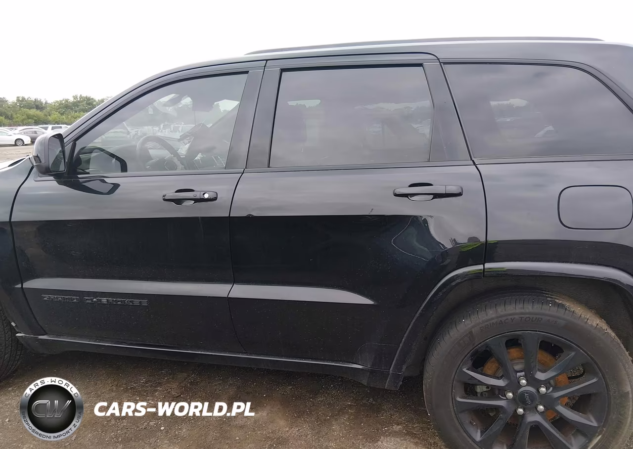 2018 Jeep Grand Cherokee Altitude 4X2 VIN:1C4RJEAG4JC338949 - 15