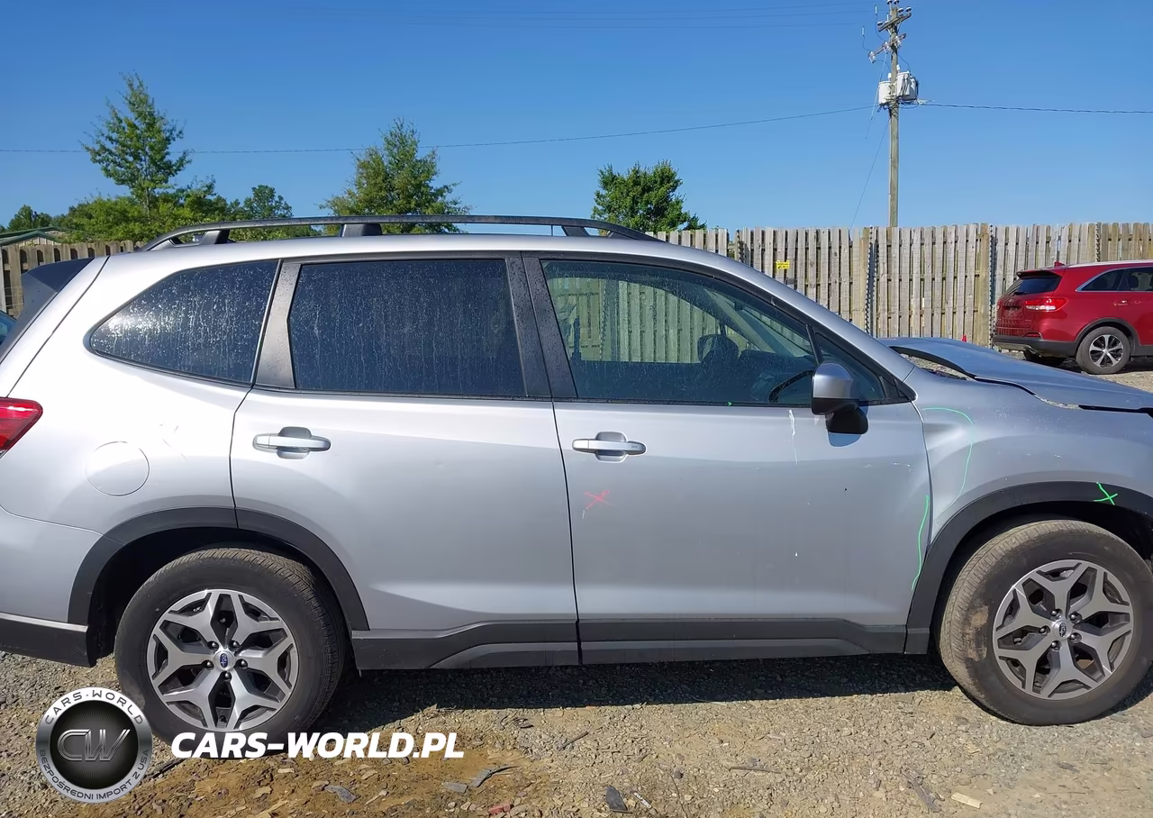 2024 Subaru Forester Premium VIN:JF2SKADC4RH506962 - 14