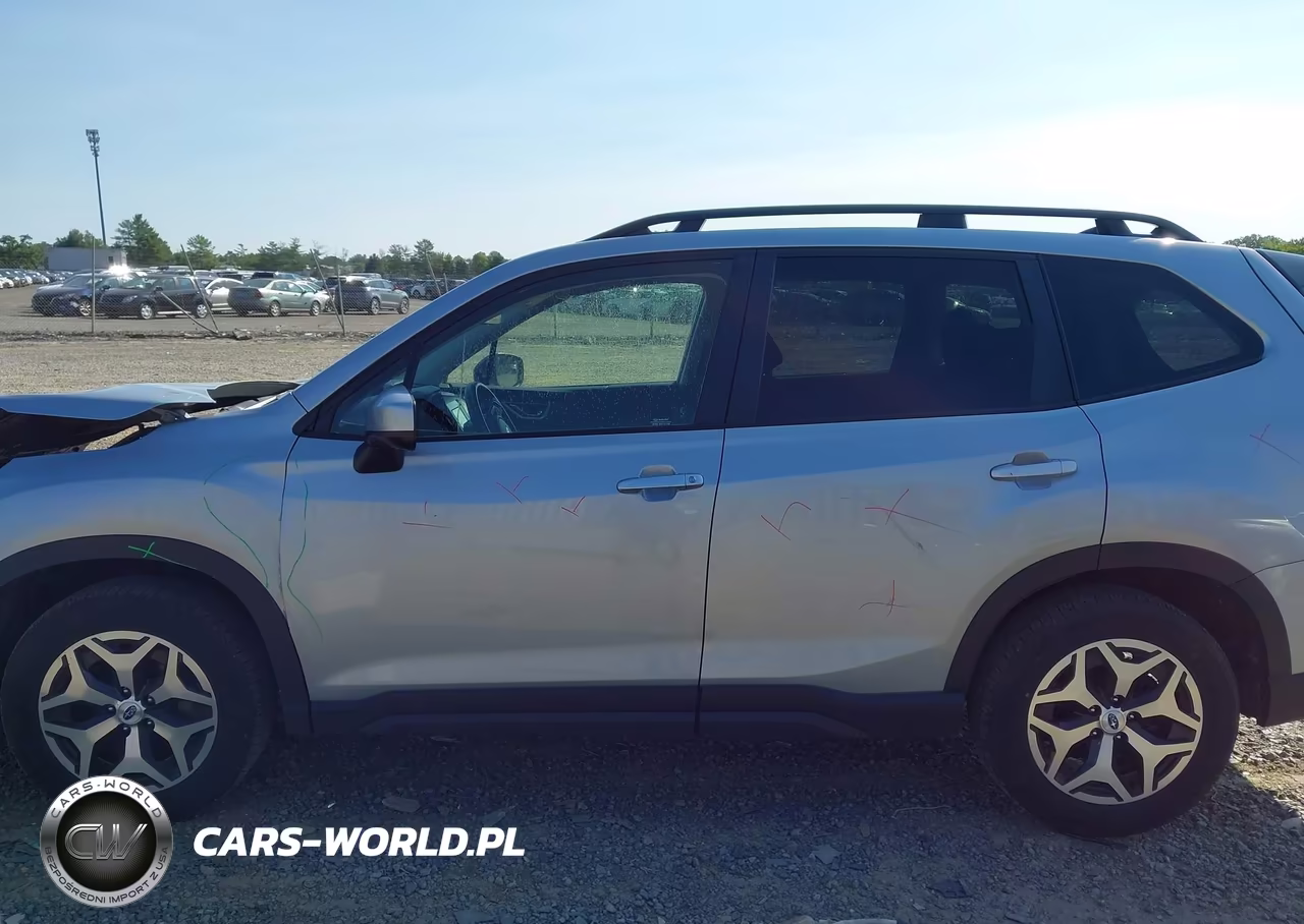 2024 Subaru Forester Premium VIN:JF2SKADC4RH506962 - 15