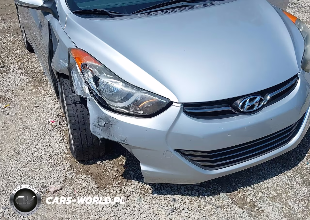 2012 Hyundai Elantra Limited VIN:5NPDH4AE3CH107479 - 18