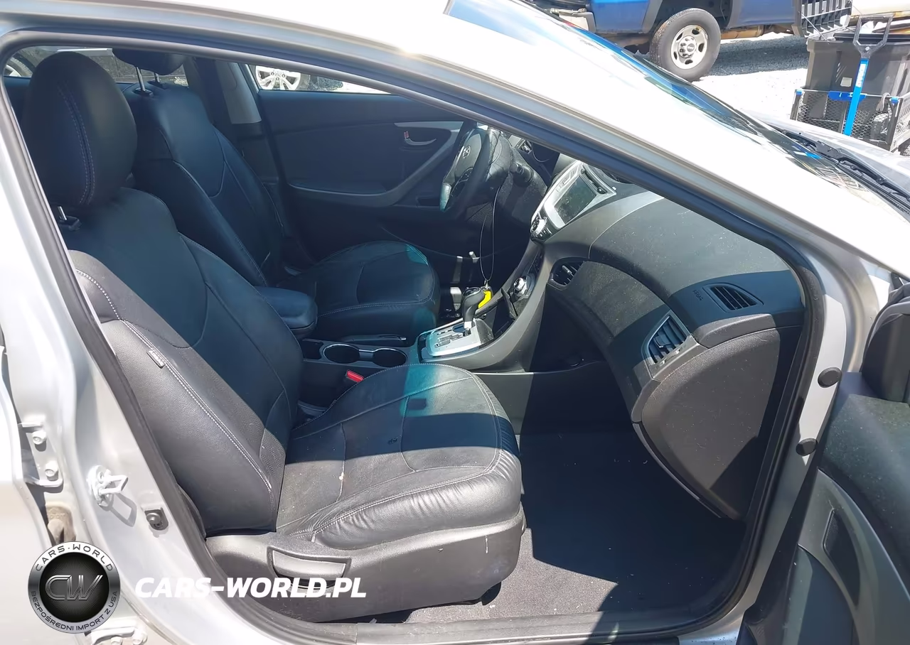 2012 Hyundai Elantra Limited VIN:5NPDH4AE3CH107479 - 5