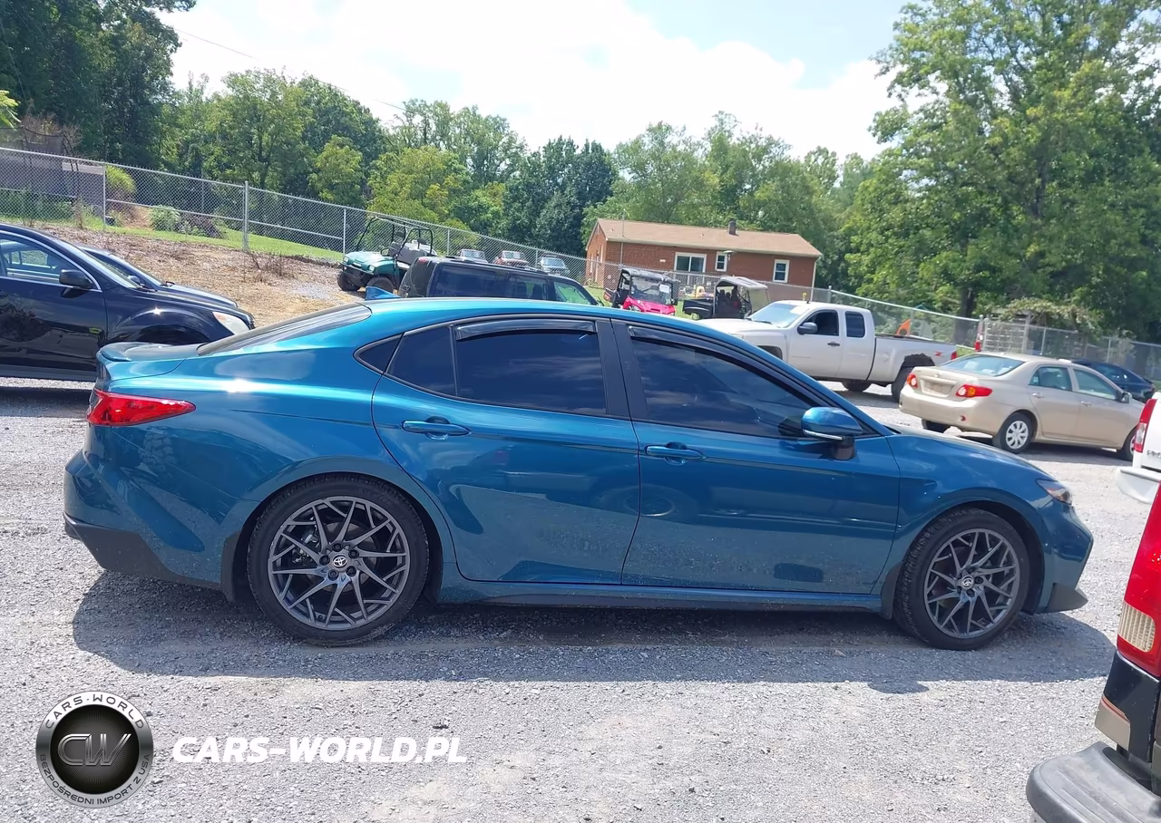 2025 Toyota Camry Se VIN:4T1DAACK5SU120546 - 13