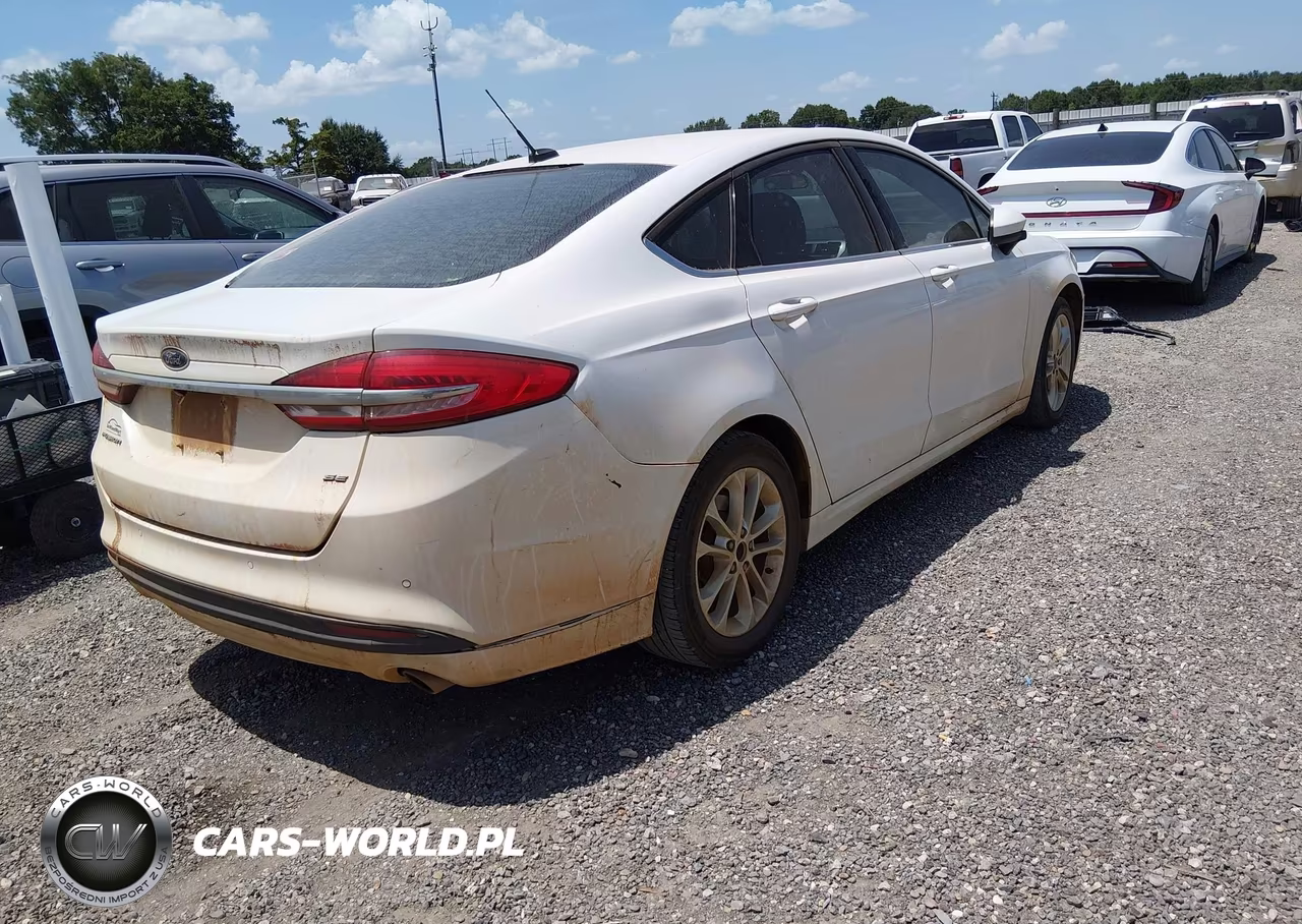 2018 Ford Fusion Se VIN:3FA6P0H74JR156606 - 4