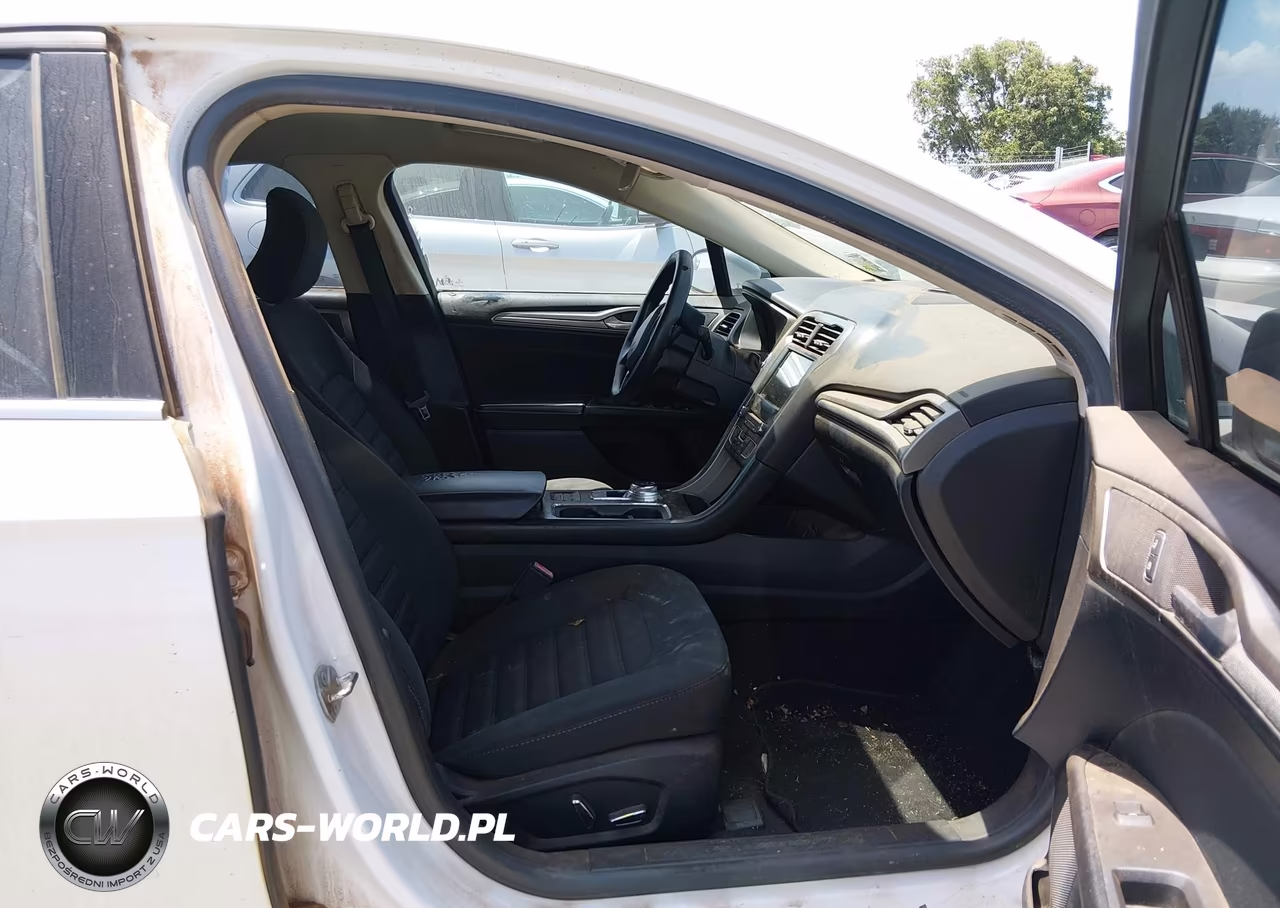 2018 Ford Fusion Se VIN:3FA6P0H74JR156606 - 5