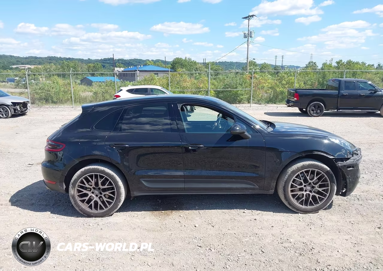 2016 Porsche Macan S VIN:WP1AB2A53GLB56402 - 13