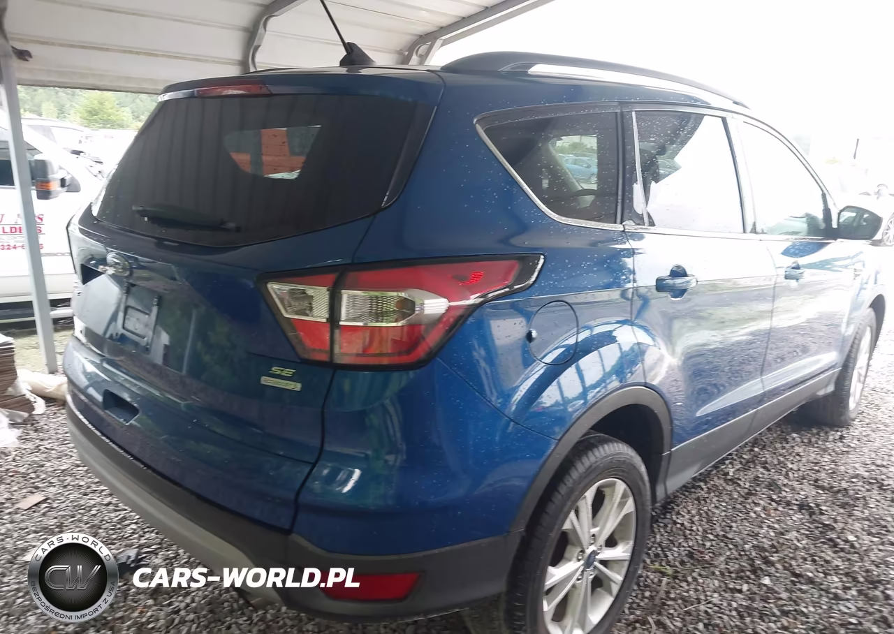 2018 Ford Escape Se VIN:1FMCU0GD7JUA36770 - 4