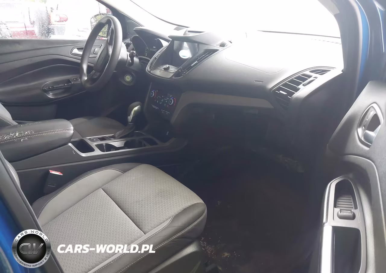 2018 Ford Escape Se VIN:1FMCU0GD7JUA36770 - 5