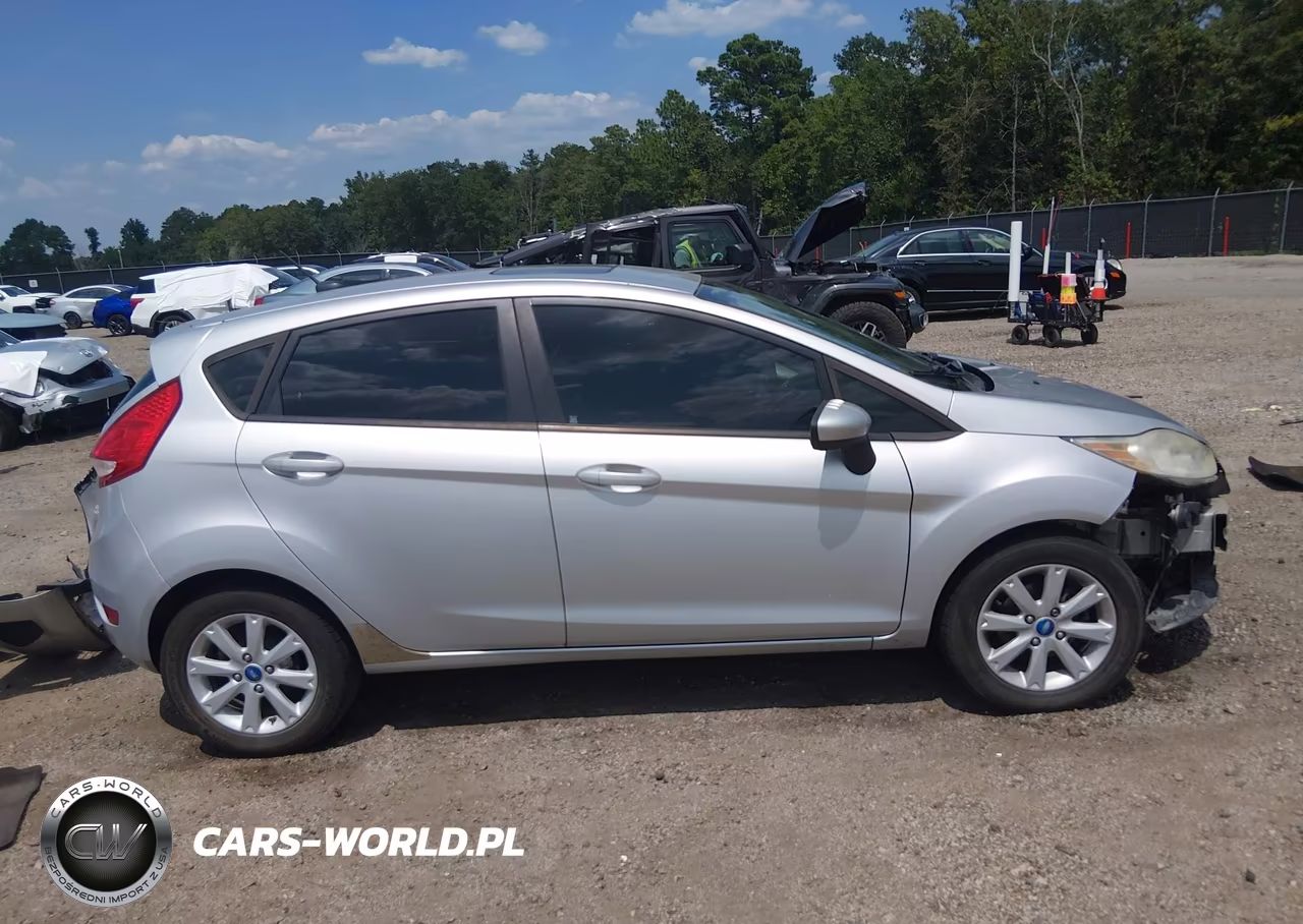 2011 Ford Fiesta Se VIN:3FADP4EJ1BM227676 - 14